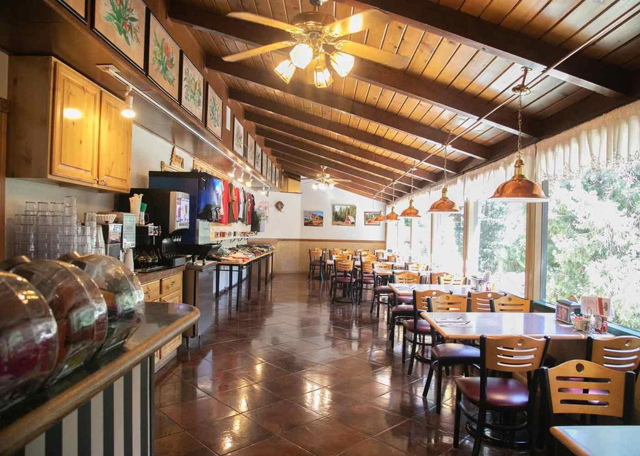 Strawberry Inn Εξωτερικό φωτογραφία